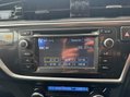 Toyota Auris 1.8 VVT-h Excel CVT Euro 5 (s/s) 5dr 27