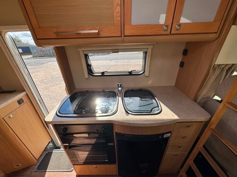 Elddis Autoquest 180 HDI 335 L2S TL 10