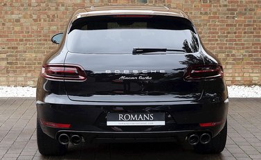 Porsche Macan Turbo Performance Package 13