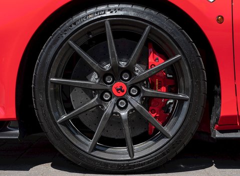 Ferrari 488 Pista 10