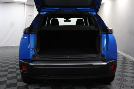 Peugeot 2008 GT PREMIUM 14