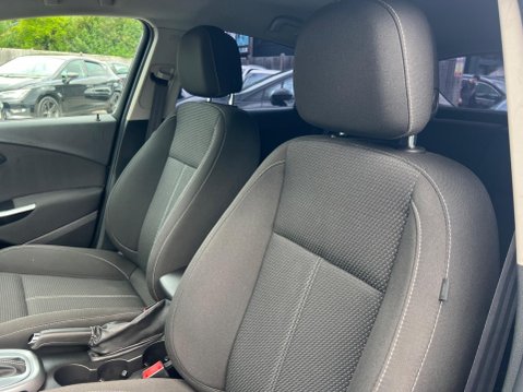 Vauxhall Astra 1.6 16v SRi Auto Euro 5 5dr 24