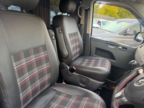 Volkswagen Transporter Shuttle 2.0 TDI T30 LWB CAMPER 35