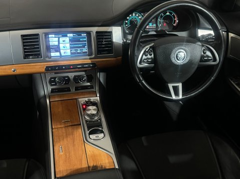 Jaguar XF 11