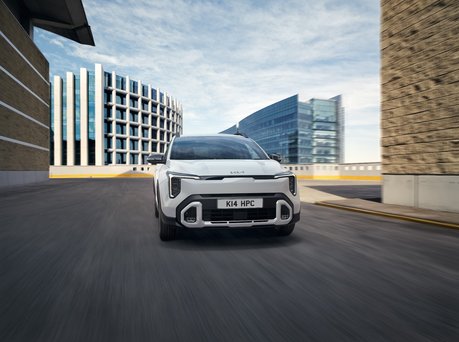 Image of the front of the new Kia Stonic.