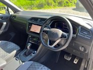 Volkswagen Tiguan 1.5 Tiguan R-Line TSi Semi-Auto 5dr 16