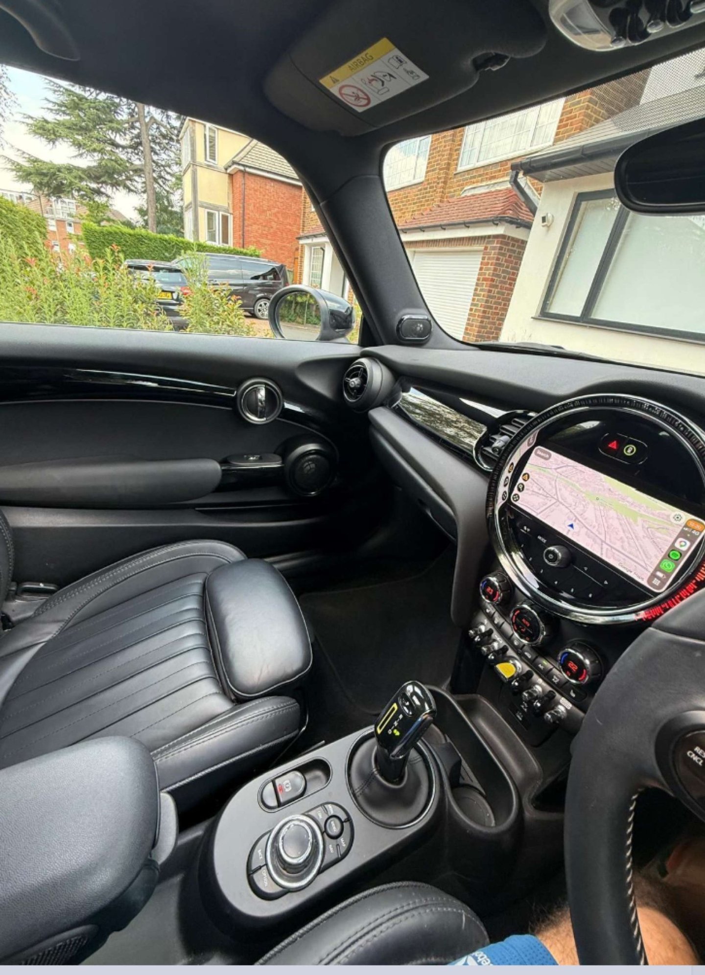 2022 MINI Hatch — image 3