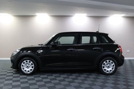 Mini Hatch ONE CLASSIC 17