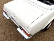 Mercedes-Benz SL Series 230SL Pagoda 23
