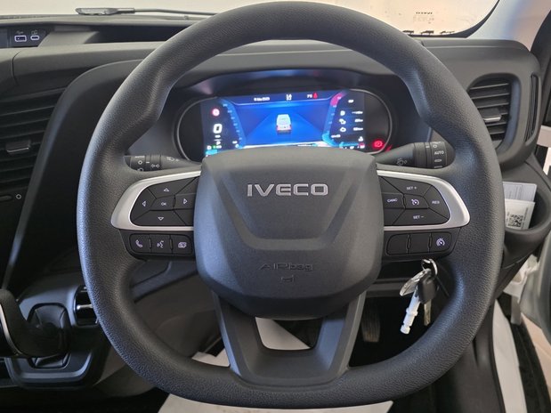 Iveco Daily Daily 35C14 Diesel 2.3 High Roof Business Van 4100L WB Hi-Matic 18