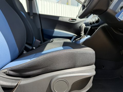 Hyundai i10 SE AUTOMATIC 31