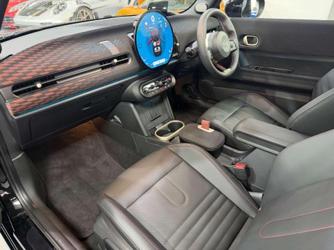 Mini Hatch 2.0S Sport Hatchback 3dr Petrol Steptronic Euro 6 (s/s) (204 ps) 55