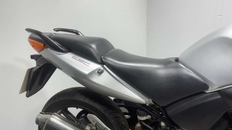 Honda CBF600 26