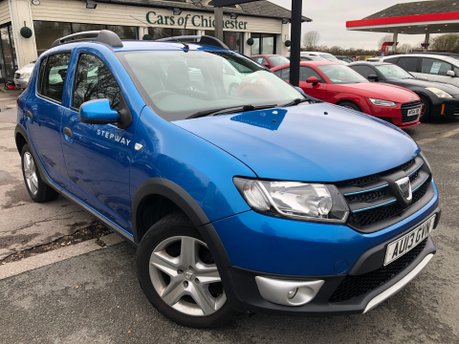 Dacia Sandero Stepway LAUREATE 0.9 TCE petrol manual, ULEZ compliant £165 road tax, 64,000m 4