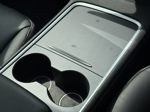 Tesla Model 3 Standard Range Plus Saloon 4dr Electric Auto RWD (241 bhp) 28