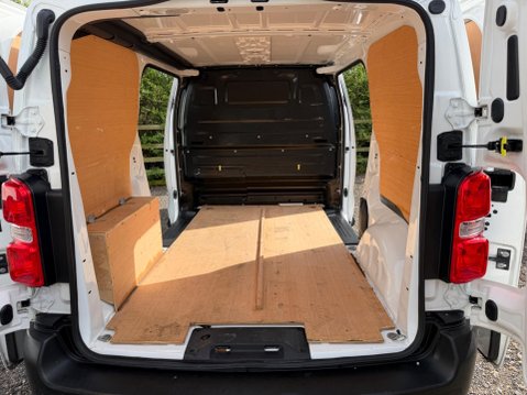 Peugeot Expert 1.5 BlueHDi 1000 Professional Premium Standard Panel Van MWB Euro 6 (s/s) 6 19