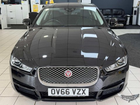 Jaguar XE 2.0d Portfolio Auto AWD Euro 6 (s/s) 4dr 90