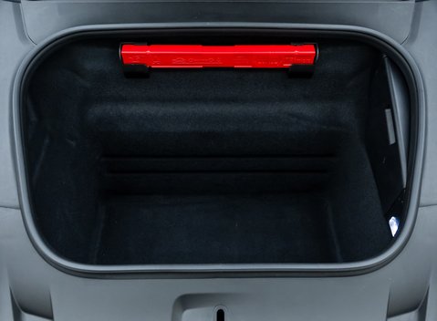 Porsche 911 Carrera 4S (992) 35