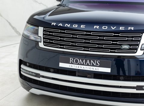 Land Rover Range Rover P530 Autobiography LWB 7 Seater 25