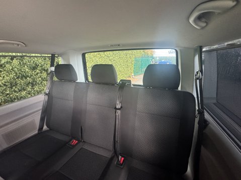 Volkswagen Transporter Shuttle S | T32 | 8 Seats | No VAT | Euro 6 | Vanlux 8