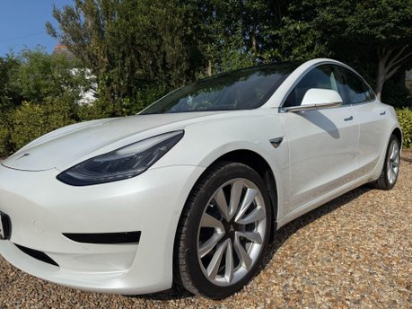 Tesla Model 3 Standard Range Plus Auto RWD 4dr 6