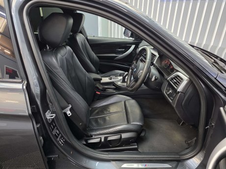 BMW 3 Series 3.0 335d M Sport Saloon 4dr Diesel Auto xDrive Euro 6 (s/s) (313 ps) 21