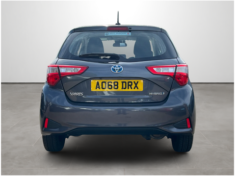 Toyota Yaris 1.5 Hybrid Icon Tech 5dr CVT 8