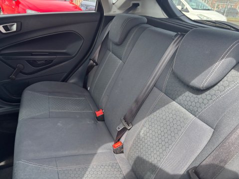 Ford Fiesta TITANIUM 15