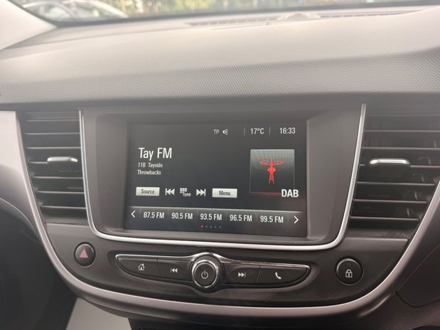 Vauxhall Crossland X SE 20