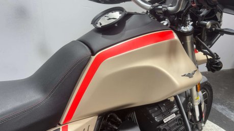 Moto Guzzi V85 TT 850 2021 ONLY 11K HISTORY FULL LUGGAGE ADVENTURE BIKE 11