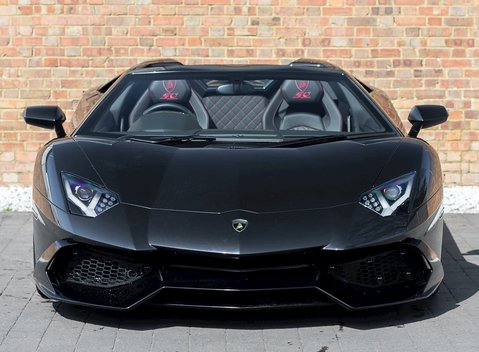 Lamborghini Aventador LP 720-4 Roadster 50th Anniversary 4