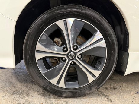 Nissan LEAF 62kWh e+ Tekna Auto 5dr 24