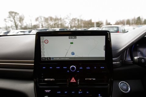 Hyundai IONIQ PREMIUM 23