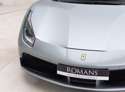 Ferrari 488 Spider 22