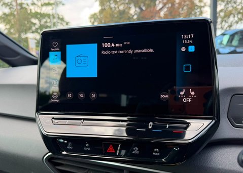 Volkswagen ID.3 Pro Performance 58kWh Life Hatchback 5dr Electric Auto (204 ps) 16