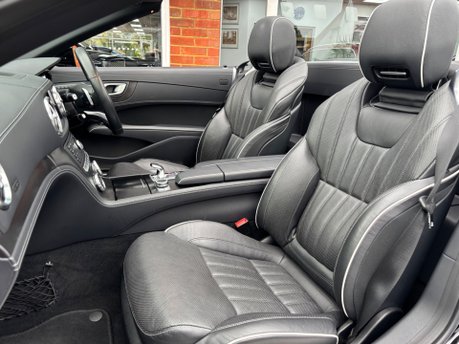 Mercedes-Benz SL Series 3.0 SL400 V6 AMG Line (Premium) Convertible Petrol G-Tronic+ Euro 6 (367ps) 12