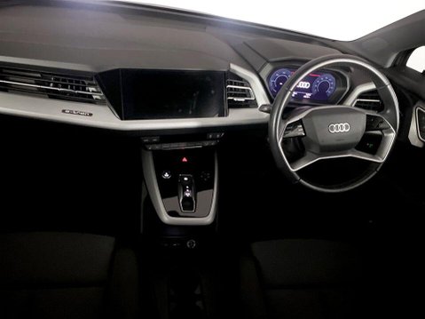 Audi Q4 40 Sport SUV 5dr Electric Auto 82kWh (204 ps) 1 Owner - Cruise - Sat Nav 18