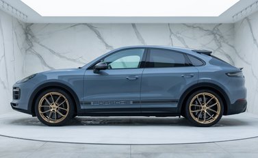 Porsche Cayenne TURBO GT 5