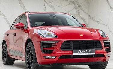 Porsche Macan GTS 1