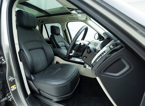 Land Rover Range Rover D300 Westminster Black Edition 10