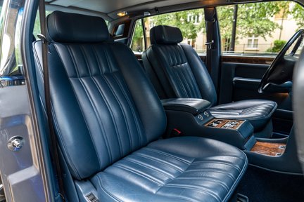 Rolls-Royce Silver Spur Silver Spur IV 24