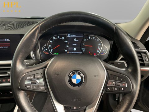 BMW 3 Series 2.0 318i Sport Saloon 4dr Petrol Auto Euro 6 (s/s) (156 ps) 13