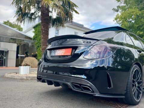 Mercedes-Benz C Class 4.0 C63 V8 BiTurbo AMG (Premium) SpdS MCT Euro 6 (s/s) 4dr 32