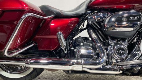 Harley-Davidson Touring 1745 FLHXS Street Glide Special Euro 4 17