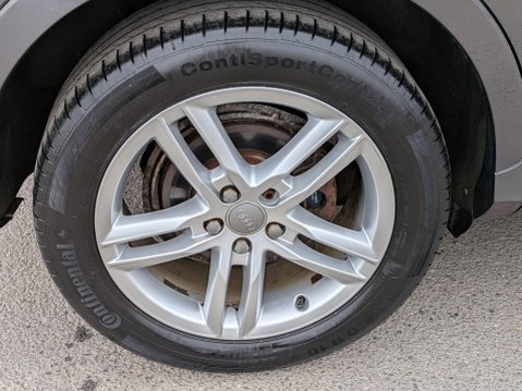 Audi Q3 2.0 TDI S line quattro Euro 5 (s/s) 5dr 28