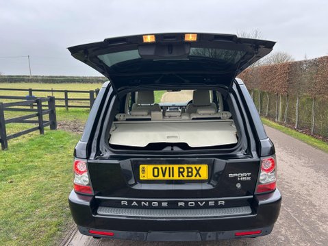 Land Rover Range Rover Sport 3.0 TD V6 HSE CommandShift 4WD Euro 5 5dr 9
