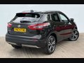 Nissan Qashqai 1.3 Qashqai N-Connecta DiG-T 5dr 11