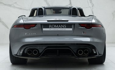 Jaguar F-Type SVR Convertible 11