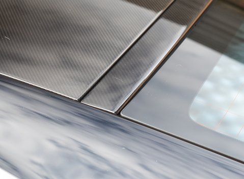 Aston Martin DBS Superleggera 27