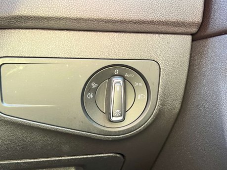 Volkswagen Tiguan 1.5 Tiguan R-Line TSi Semi-Auto 5dr 28